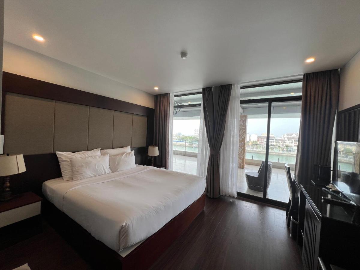 Moon Halo Hotel Ha Long Esterno foto