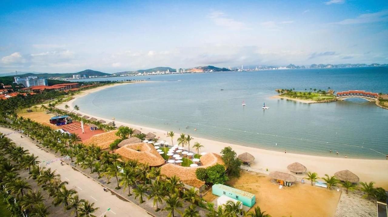 Moon Halo Hotel Ha Long Esterno foto
