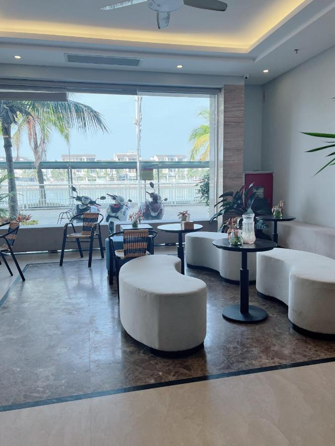 Moon Halo Hotel Ha Long Esterno foto