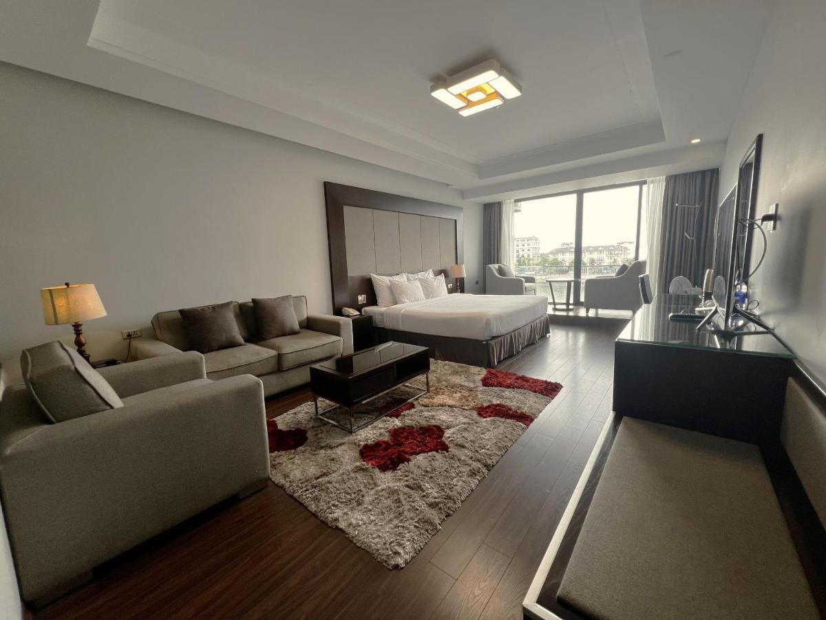 Moon Halo Hotel Ha Long Esterno foto